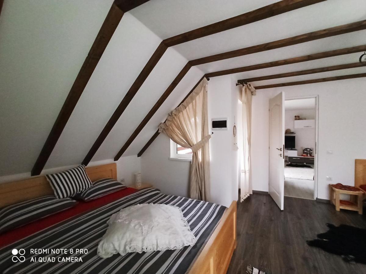 Отель Casa Lucia Damuc Экстерьер фото
