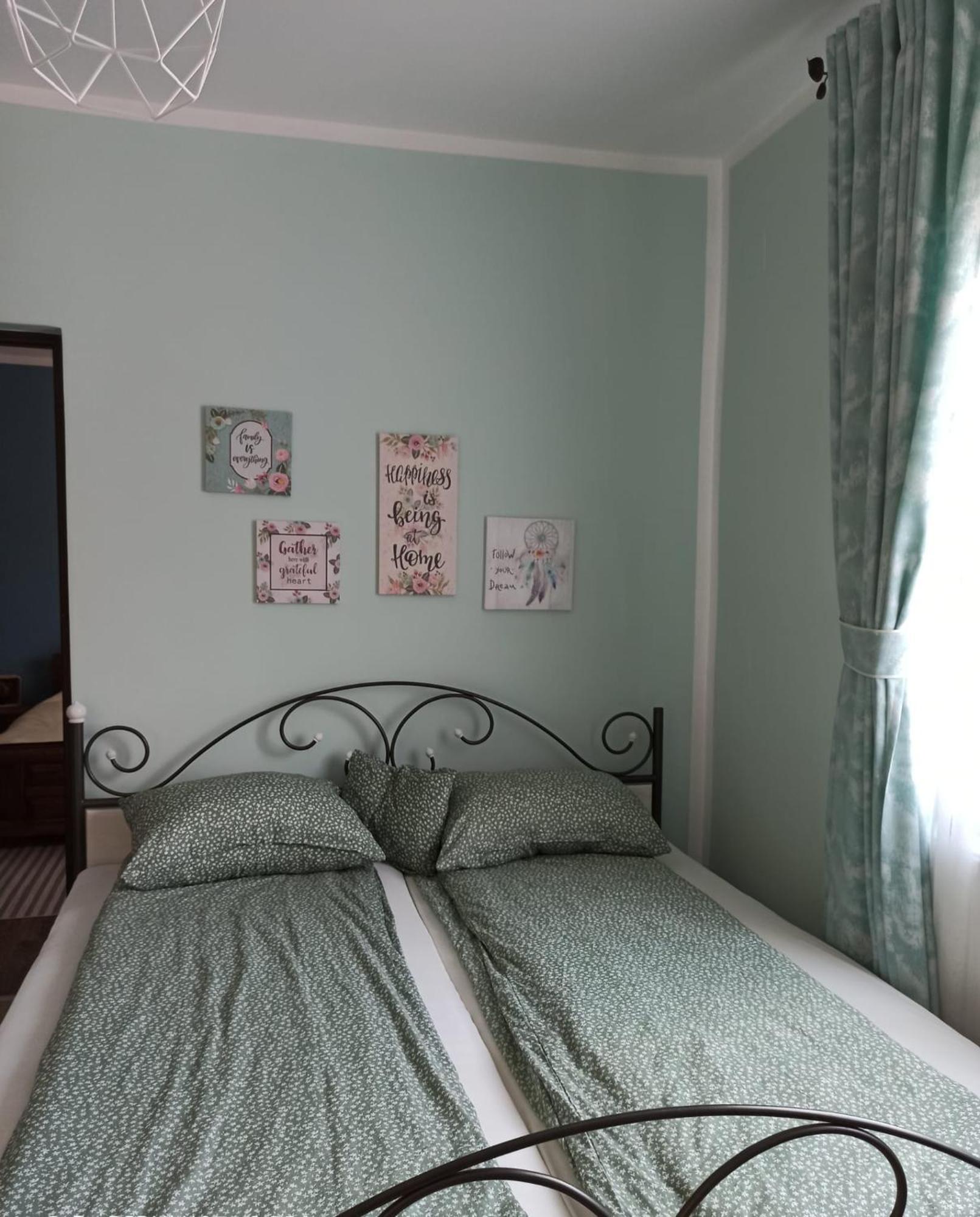 Отель Casa Lucia Damuc Экстерьер фото