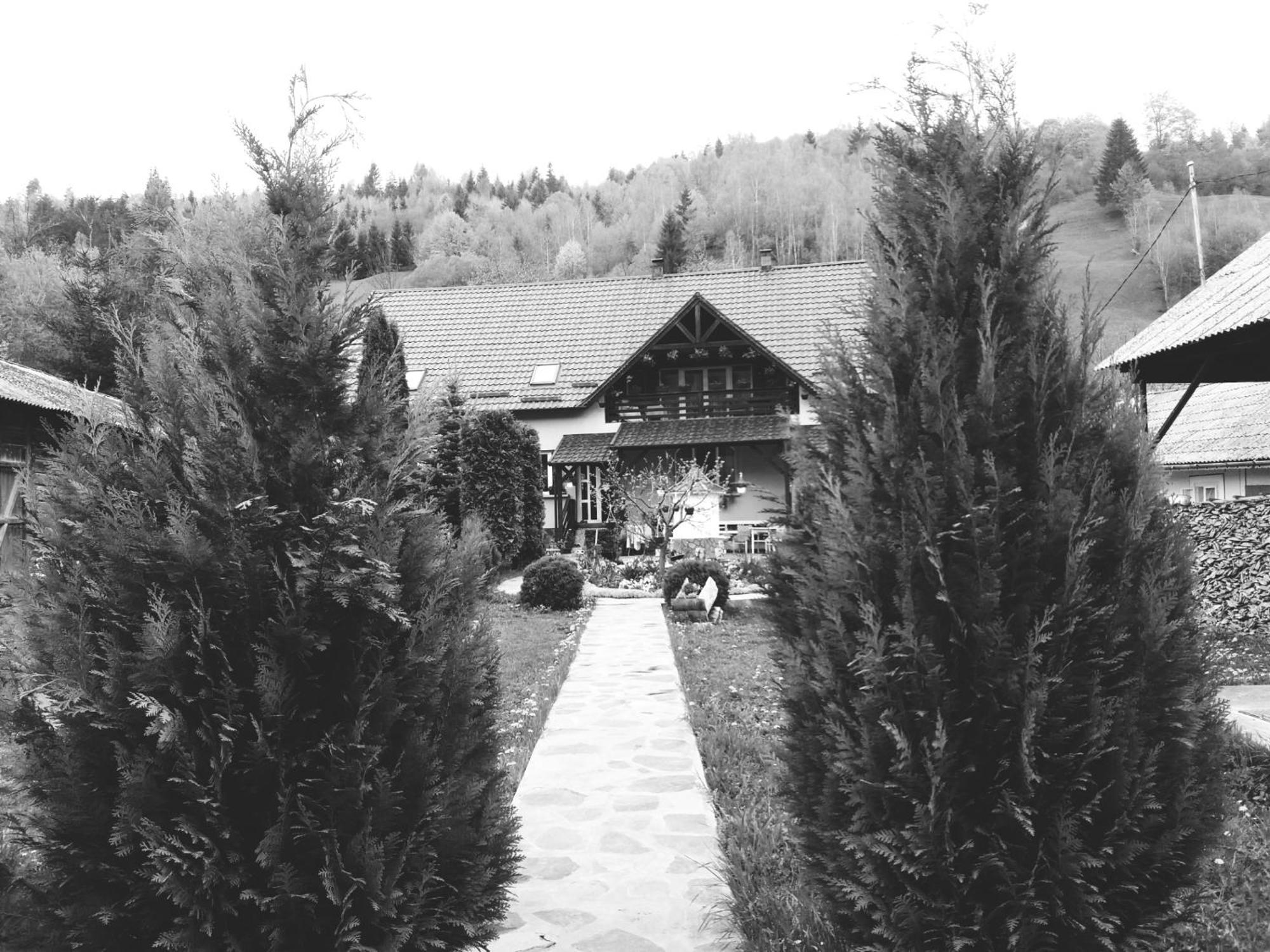 Отель Casa Lucia Damuc Экстерьер фото